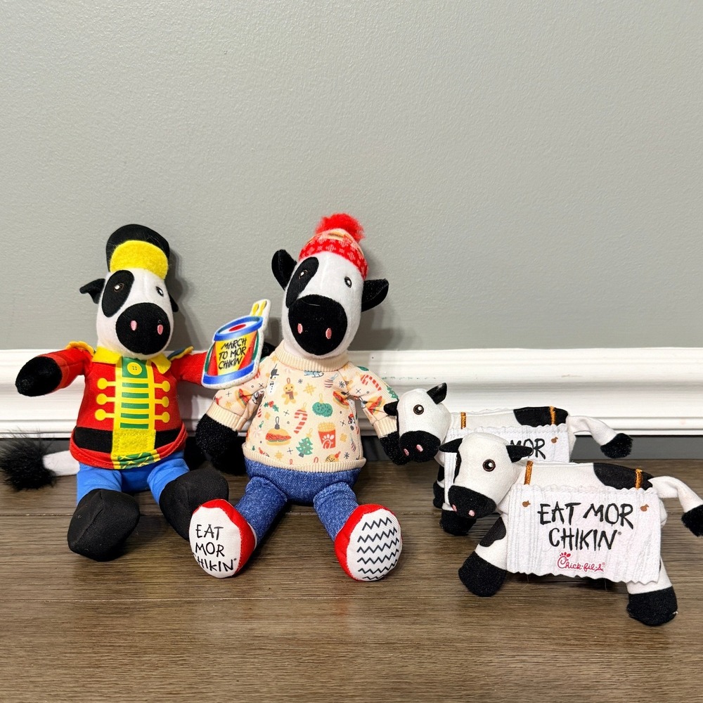 Chick-fil-A Eat Mor Chikin Cow Plush‎ Lot Holiday Sweater Nutcracker 4pc Set